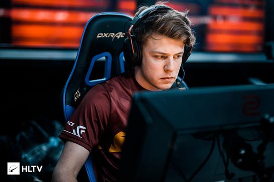 【战报】2021KPL春季赛常规赛第二轮W1D3，南京Hero久竞 1-3 北京WB